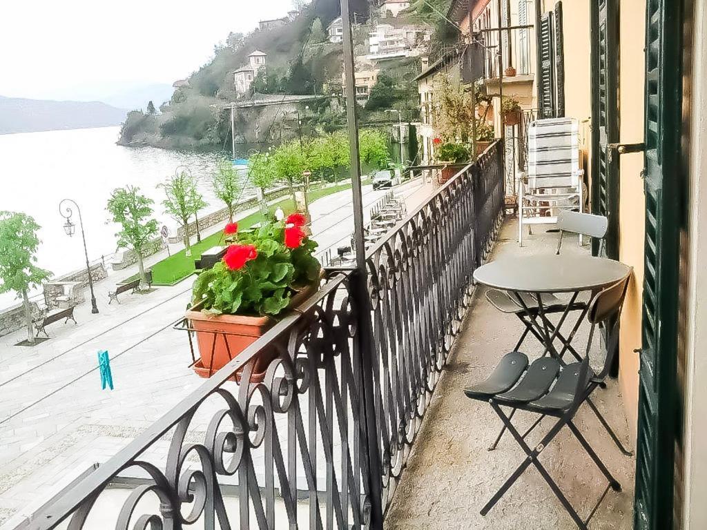 Piazzetta Lago Cannobio Eksteriør bilde
